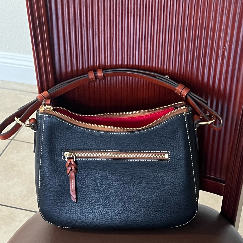 Dooney & Bourke Small Kiley shoulder Bag Black - Picture 5 of 9